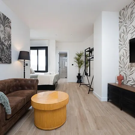 C56 - With Amazing Terrace In The Centre Apartamento Málaga