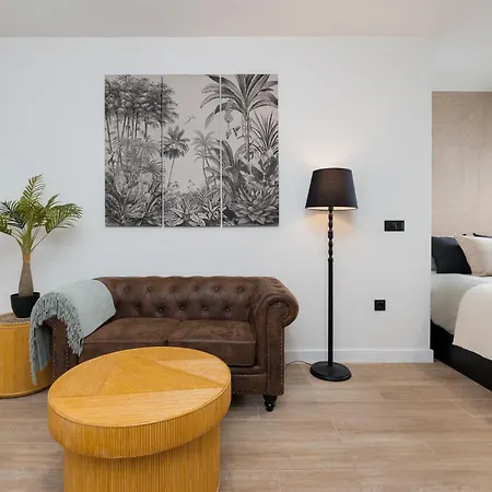 Apartamento C56 - With Amazing Terrace In The Centre Málaga