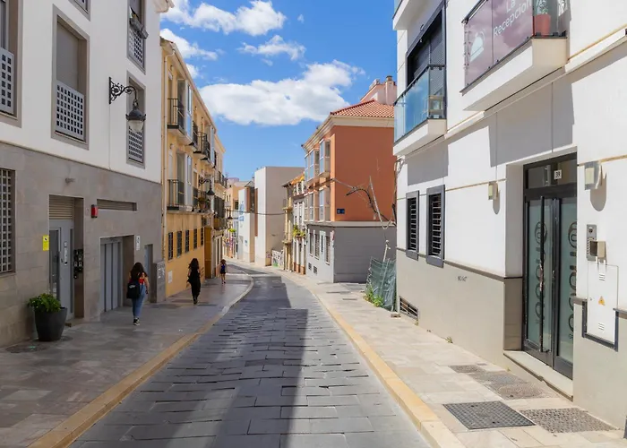 C56 - With Amazing Terrace In The Centre *